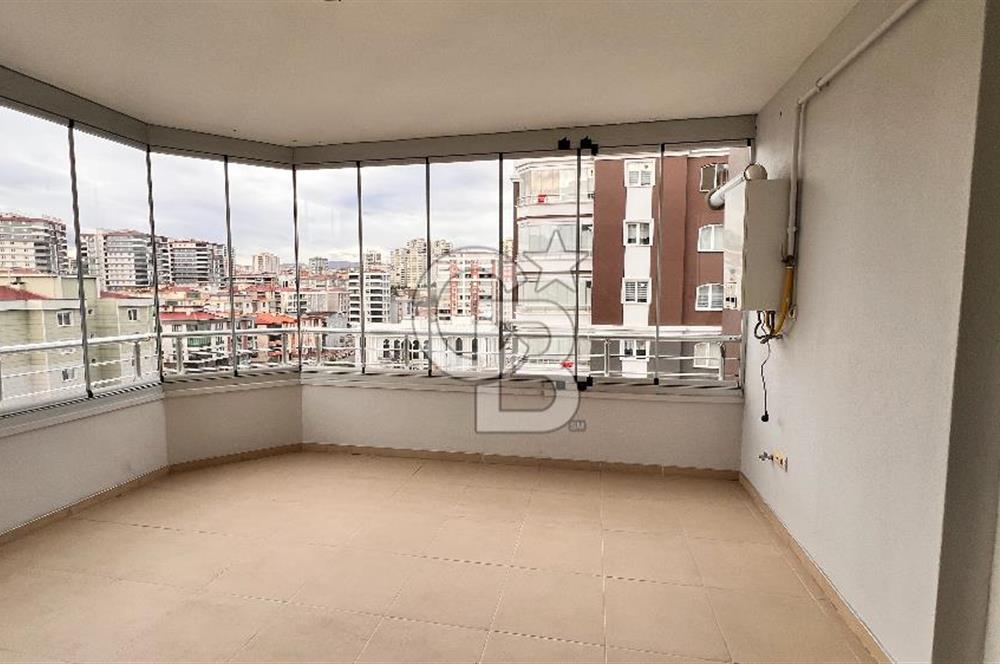 Derebahçe Mavikent Sitesinde Satılık 4+1 Daire