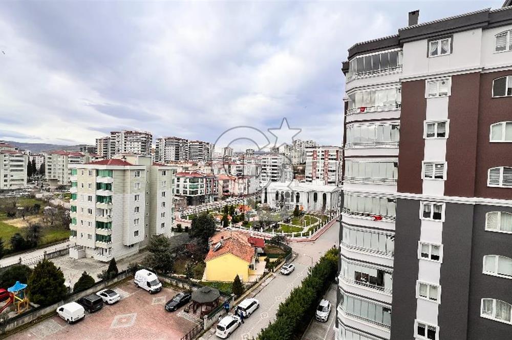 Derebahçe Mavikent Sitesinde Satılık 4+1 Daire