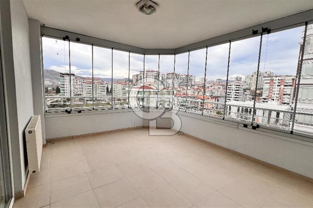 Derebahçe Mavikent Sitesinde Satılık 4+1 Daire