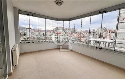 Derebahçe Mavikent Sitesinde Satılık 4+1 Daire