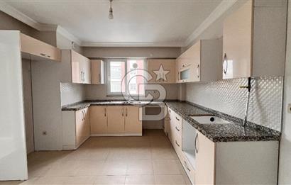 Derebahçe Mavikent Sitesinde Satılık 4+1 Daire