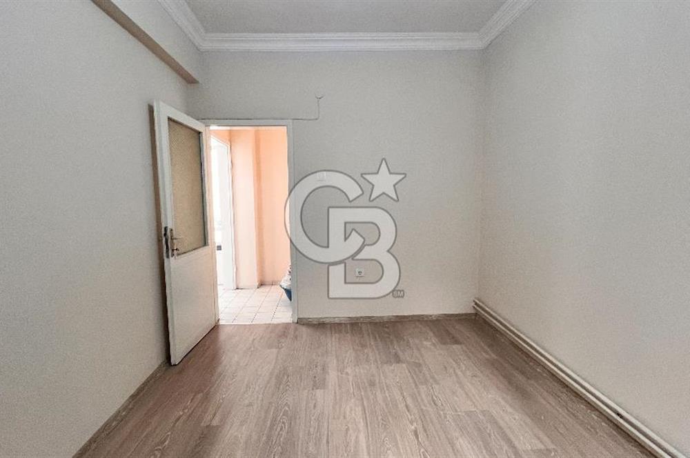 Çiflik Caddesinde Asansörlü Kiralık 2+1