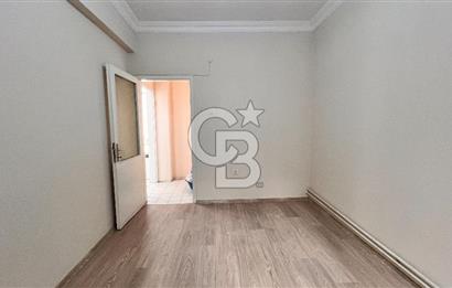 Çiflik Caddesinde Asansörlü Kiralık 2+1