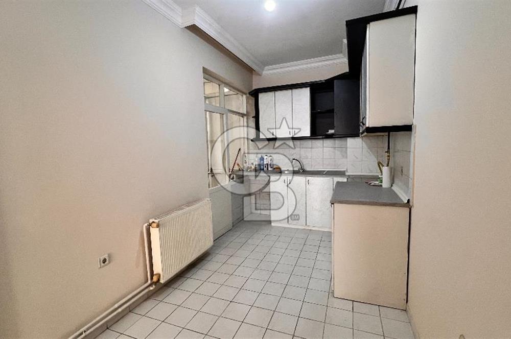 Çiflik Caddesinde Asansörlü Kiralık 2+1
