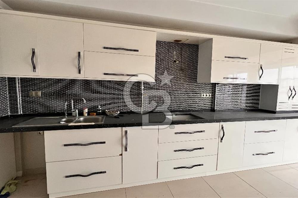 Demetkent'te Satılık 3,5+1 Daire