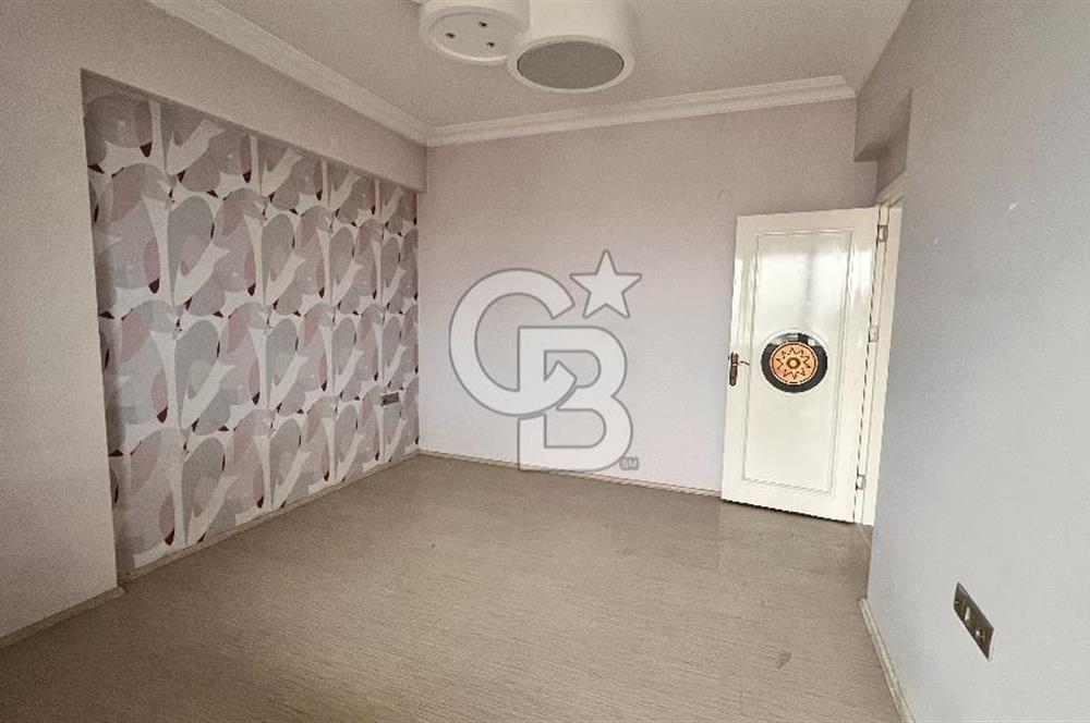 Demetkent'te Satılık 3,5+1 Daire