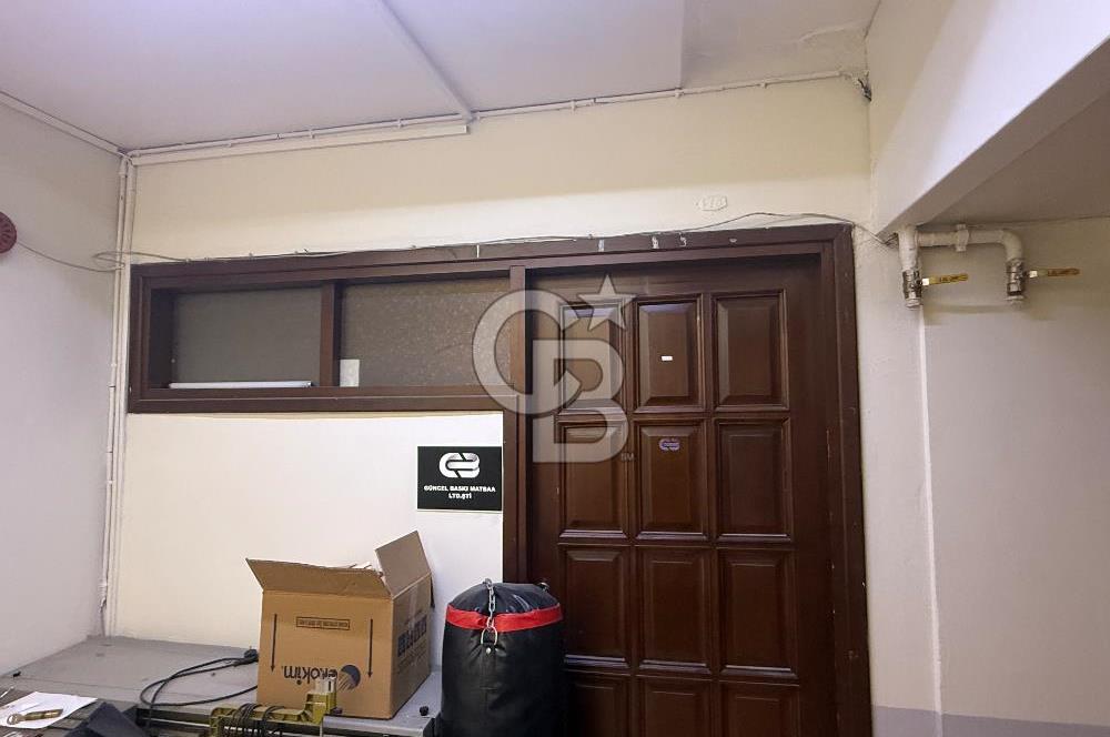 ASLIHAN PASAJI ŞEHİR MANZARALI 1+1 35m2 SATILIK OFİS KATI