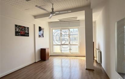 ASLIHAN PASAJI ŞEHİR MANZARALI 1+1 35m2 SATILIK OFİS KATI