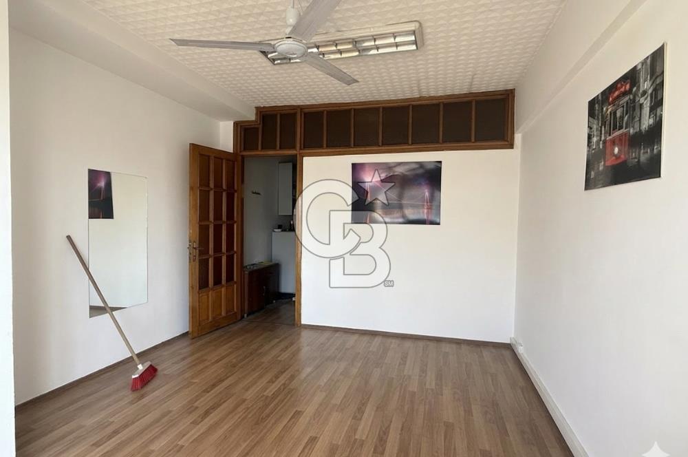 ASLIHAN PASAJI ŞEHİR MANZARALI 1+1 35m2 SATILIK OFİS KATI