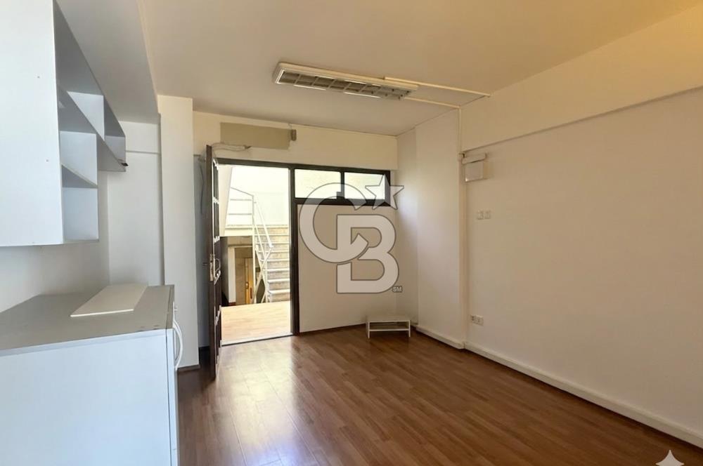 ASLIHAN PASAJI ŞEHİR MANZARALI 1+1 35m2 SATILIK OFİS KATI