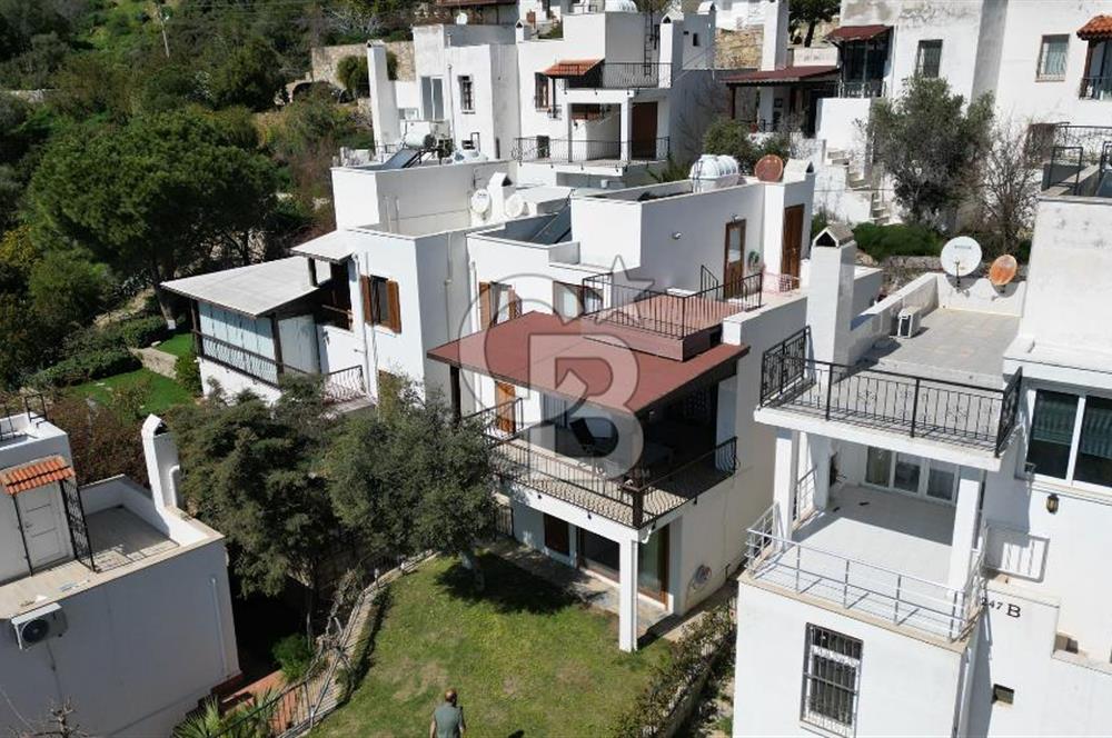 Bodrum Gümüşlük Kadıkalesi Eşsiz Manzaralı SATILIK Tripleks Villa