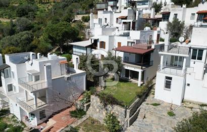 Bodrum Gümüşlük Kadıkalesi Eşsiz Manzaralı SATILIK Tripleks Villa