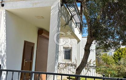 Bodrum Gümüşlük Kadıkalesi Eşsiz Manzaralı SATILIK Tripleks Villa