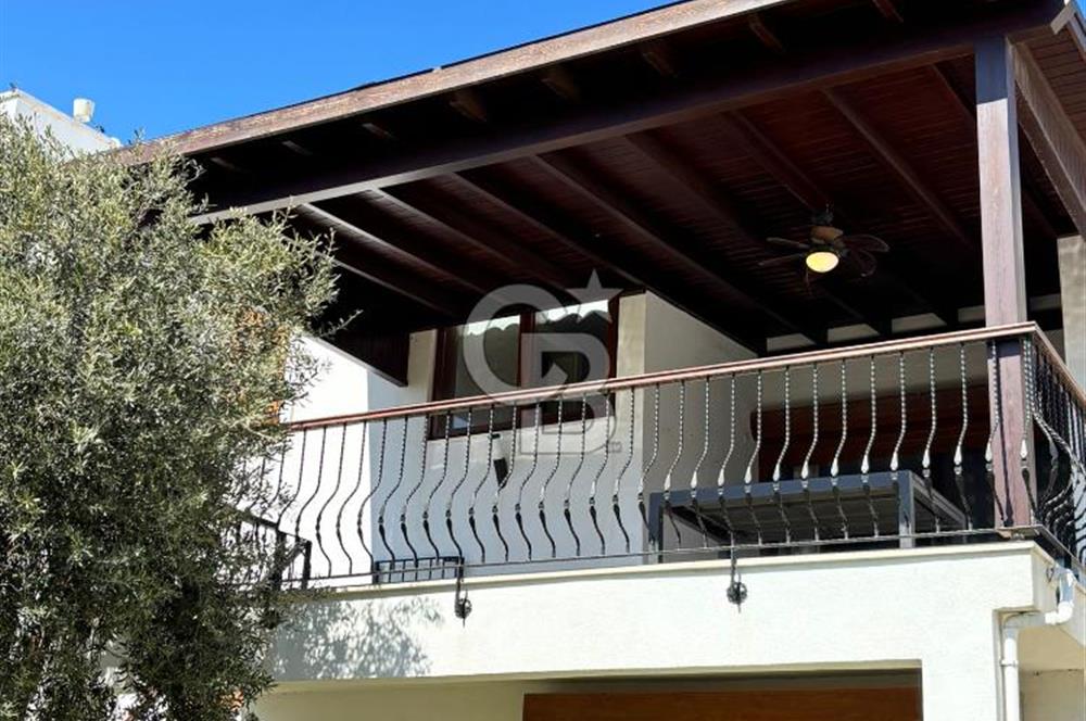 Bodrum Gümüşlük Kadıkalesi Eşsiz Manzaralı SATILIK Tripleks Villa