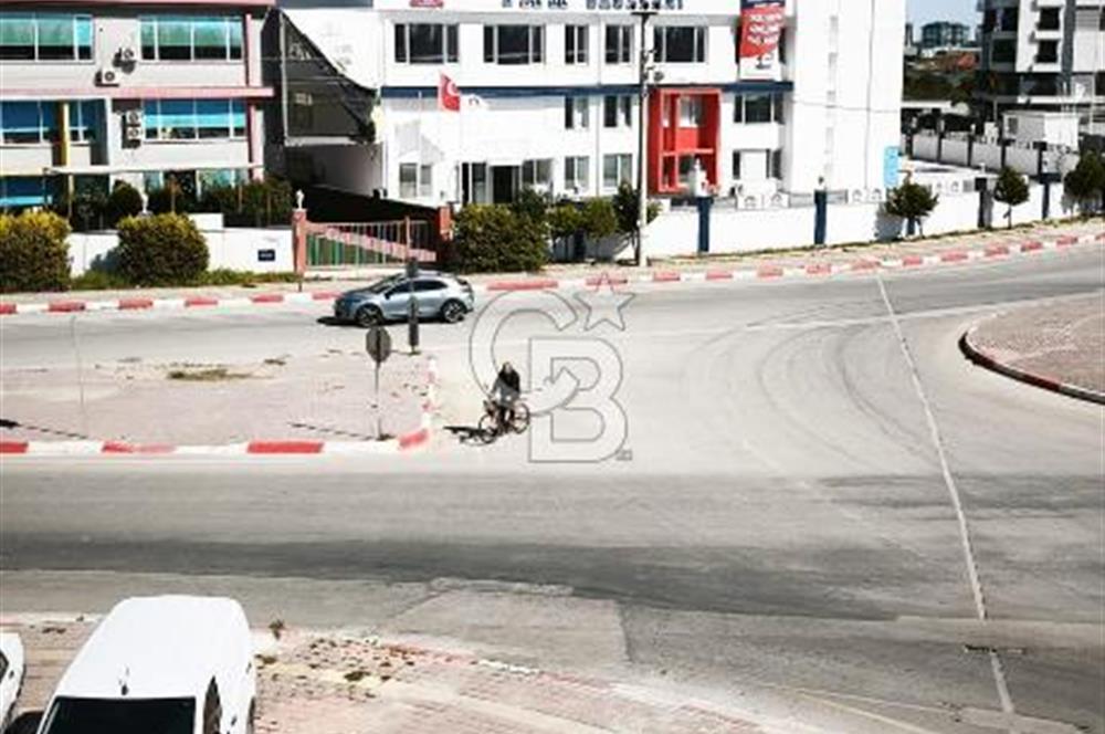 GÖKSU'DA HAVUZLU,DOĞALGAZLI KATTA GENİŞ 2+1 KİRALIK DAİRE !!! 