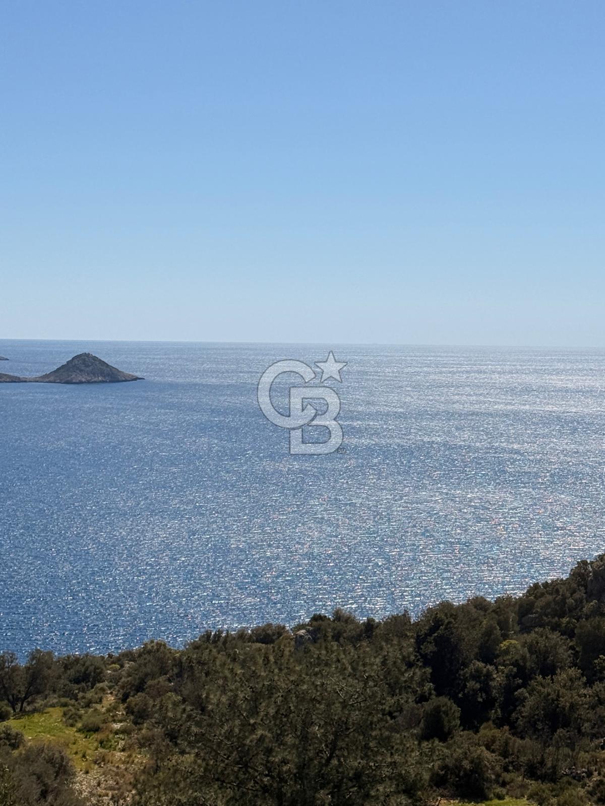 CB GİZ'DEN KALKAN BEZİRGANDA SONSUZ DENİZ MANZARALI SATILIK ARSA