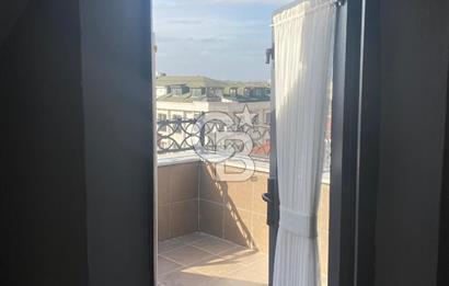 ARNAVUTKÖY KARLIBAYIR'DA ÇATI KATI 2+1 80 m² | CB META