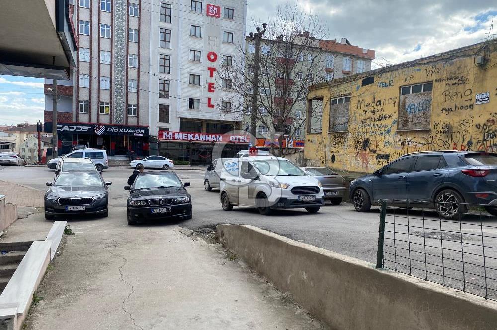 GEBZE KÖŞKLÜÇEŞME YENİBAĞDAT CD ÜZERİNDE 60M2 KİRALIK DÜKKAN