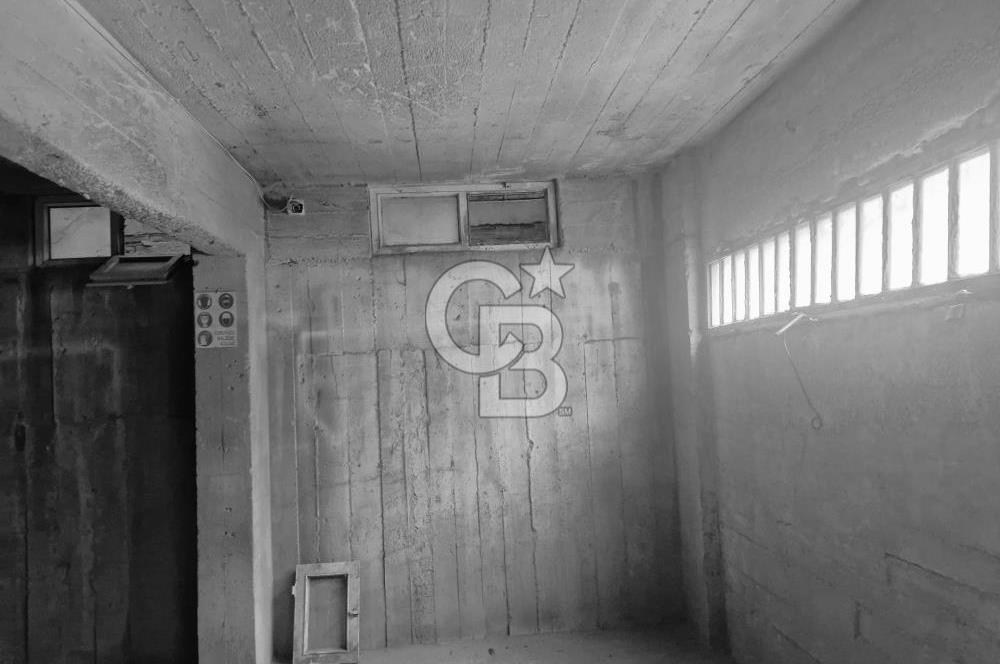 GEBZE KÖŞKLÜÇEŞME YENİBAĞDAT CD ÜZERİNDE DEPO-ATÖLYE