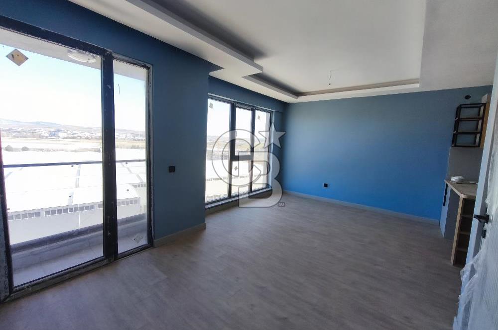 Havalimanına 2 Dakika Kiralık 2+1 Daire Açık Otopark