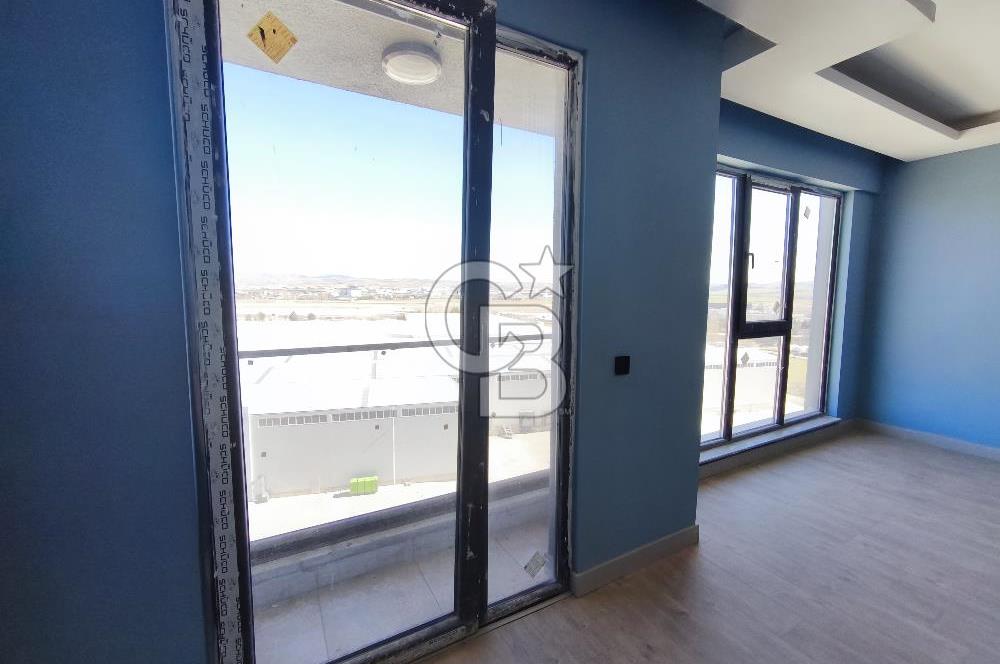 Havalimanına 2 Dakika Kiralık 2+1 Daire Açık Otopark