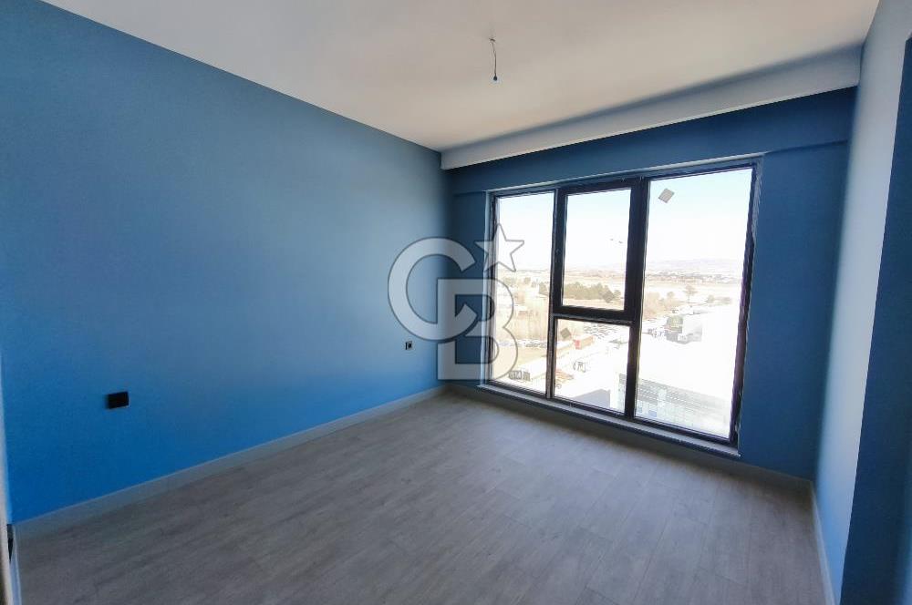 Havalimanına 2 Dakika Kiralık 2+1 Daire Açık Otopark