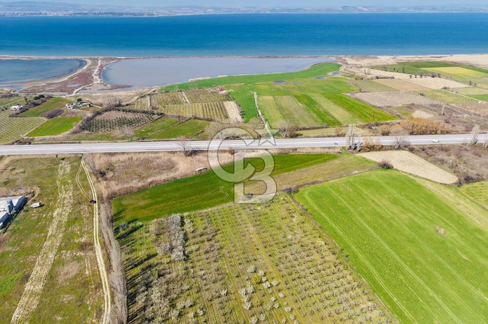  ÇARDAK’TA ANA YOLA CEPHELİ YATIRIMLIK SATILIK TARLALAR