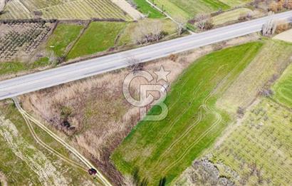  ÇARDAK’TA ANA YOLA CEPHELİ YATIRIMLIK SATILIK TARLALAR