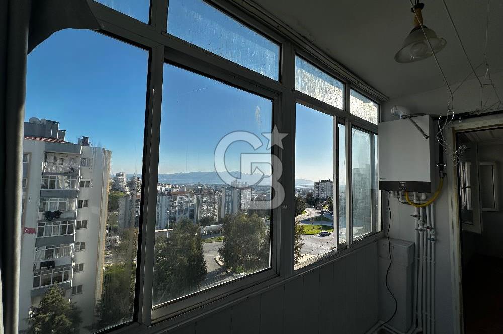 Çiğli Evka 5’te Deniz Manzaralı  2+1 Kiralık Daire Doğalgaz Asansörlü 