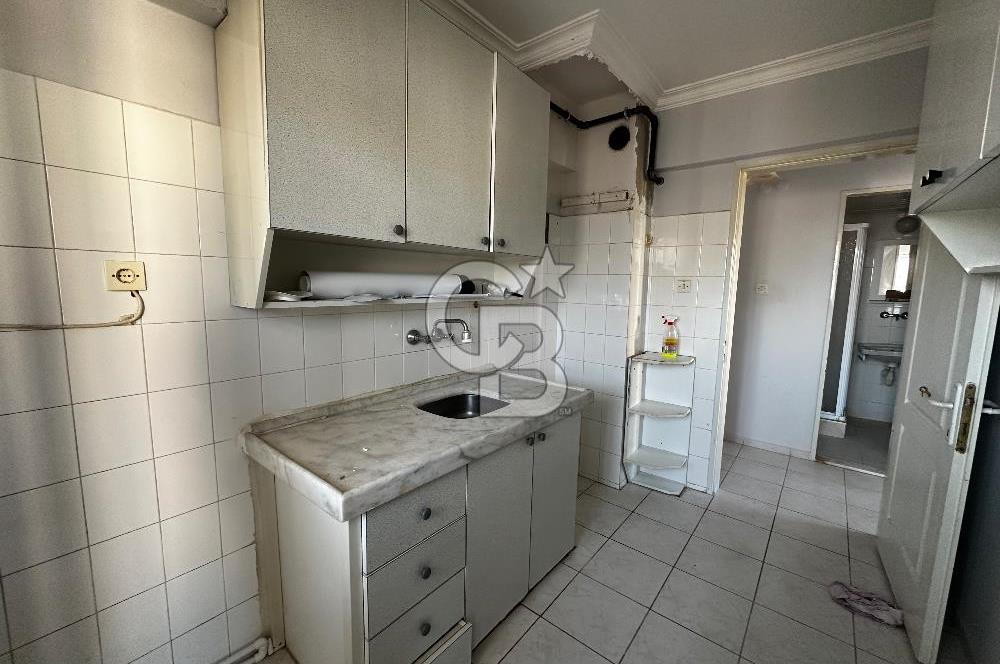 Çiğli Evka 5’te Deniz Manzaralı  2+1 Kiralık Daire Doğalgaz Asansörlü 