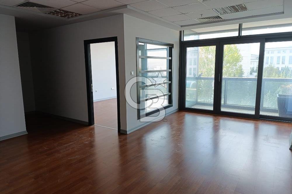 ESKİŞEHİR YOLU ÜZERİNDE VİA GREEN'DE KİRALIK 1+1 OFİS 