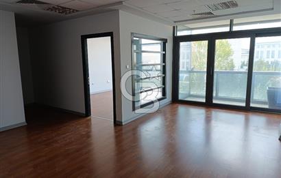 ESKİŞEHİR YOLU ÜZERİNDE VİA GREEN'DE KİRALIK 1+1 OFİS 