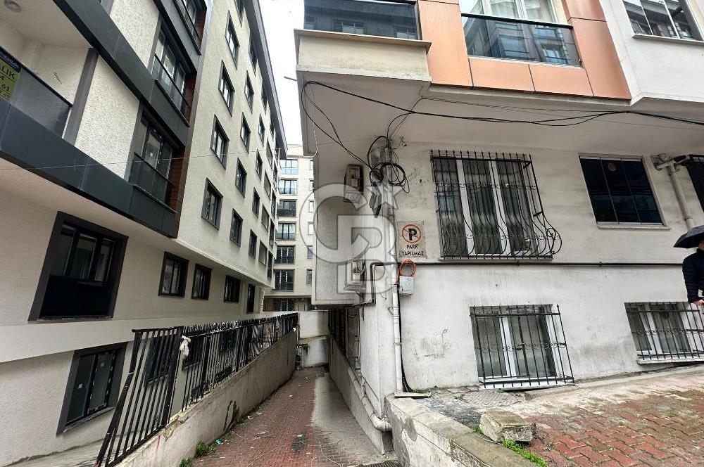 Şirinevler Meydan'a Yakın, Otoparklı, Yeni, 2+1 Kiralık Daire