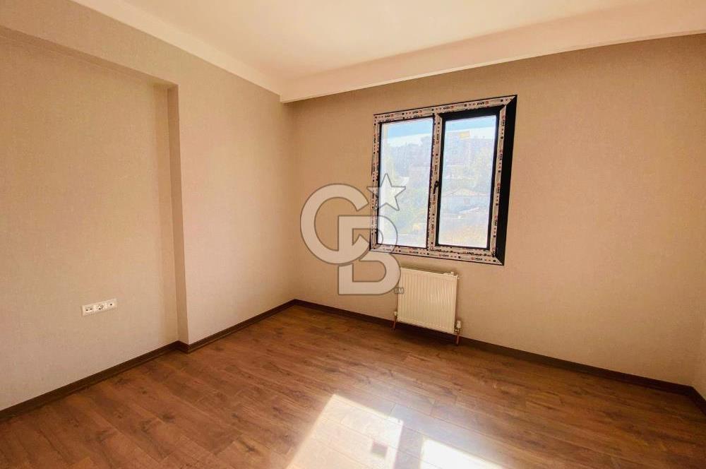 ÇANKAYA'DA SİTE İÇERİSİNDE YÜKSEK KATTA 4+1 KİRALIK DAİRE