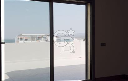 Urla İçmelerde Satılık Lüks Tripleks Villa | Denize 150 metre