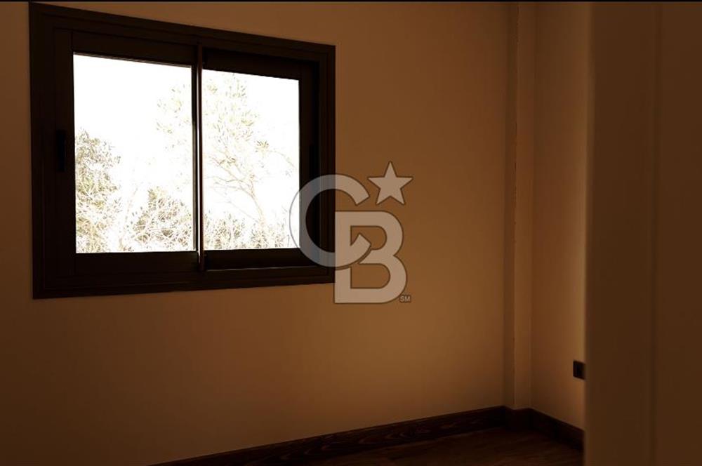 Urla İçmelerde Satılık Lüks Tripleks Villa | Denize 150 metre