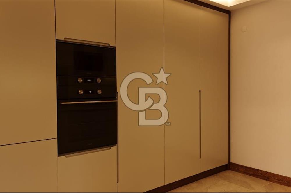 Urla İçmelerde Satılık Lüks Tripleks Villa | Denize 150 metre