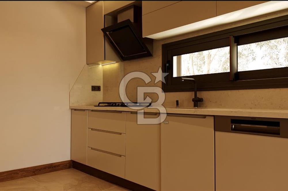 Urla İçmelerde Satılık Lüks Tripleks Villa | Denize 150 metre