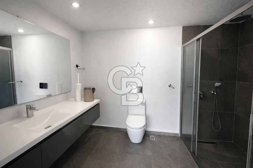 Narlıdere Doruk Life Sitesinde Deniz Manzaralı Lüks Villa