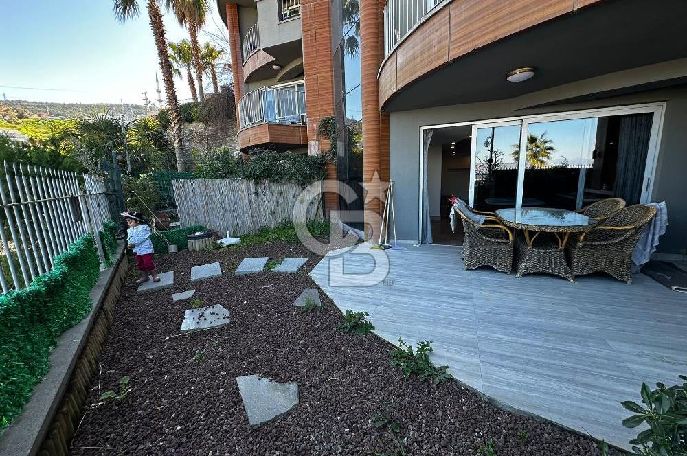 Narlıdere Doruk Life Sitesinde Deniz Manzaralı Lüks Villa