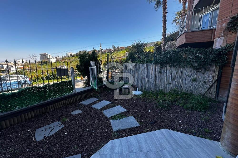 Narlıdere Doruk Life Sitesinde Deniz Manzaralı Lüks Villa