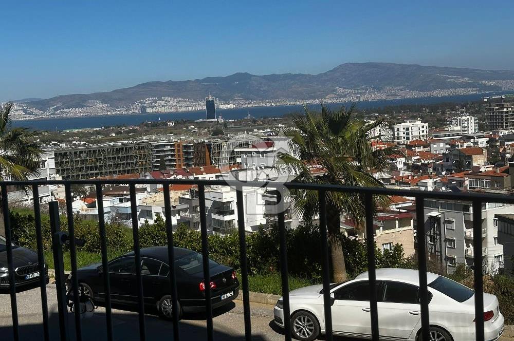 Narlıdere Doruk Life Sitesinde Deniz Manzaralı Lüks Villa