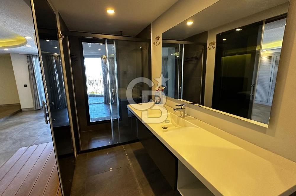 Narlıdere Doruk Life Sitesinde Deniz Manzaralı Lüks Villa