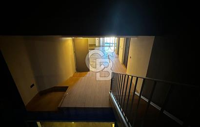 Narlıdere Doruk Life Sitesinde Deniz Manzaralı Lüks Villa