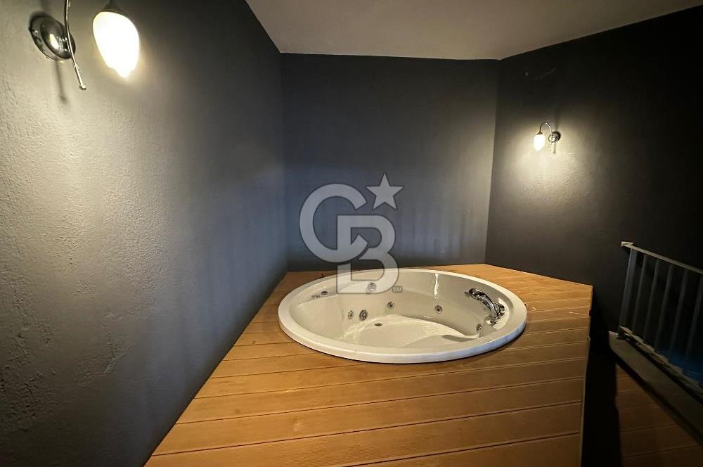 Narlıdere Doruk Life Sitesinde Deniz Manzaralı Lüks Villa