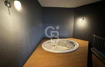 Narlıdere Doruk Life Sitesinde Deniz Manzaralı Lüks Villa