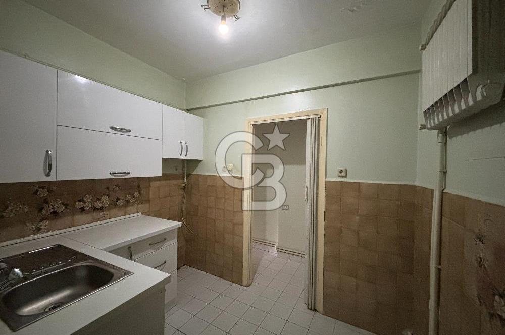 BEŞİKTAŞ DEREBOYU CADDESİNDE BOŞ SATILIK 2+1