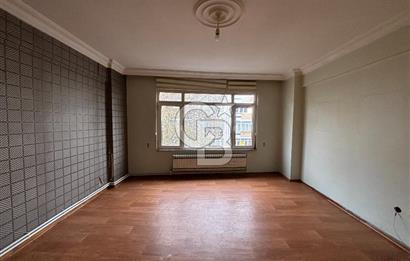 BEŞİKTAŞ DEREBOYU CADDESİNDE BOŞ SATILIK 2+1