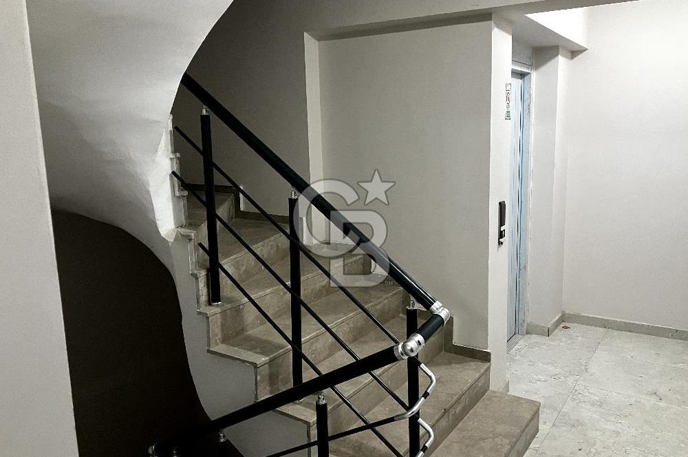 Çiğli Merkezde Tramvay & İZBAN Yakını Eşyalı Kiralık 1+1 Daire