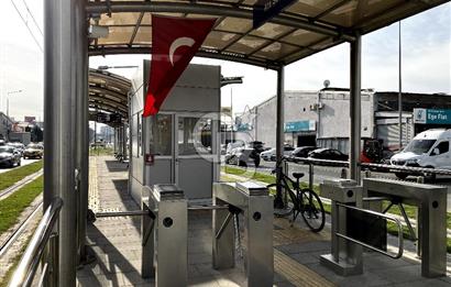 Çiğli Merkezde Tramvay & İZBAN Yakını Eşyalı Kiralık 1+1 Daire